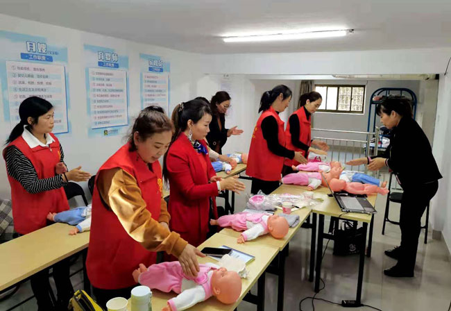 月嫂育嬰師怎么轉型？